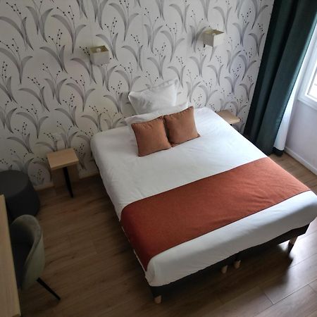 Contact Hotel Les Platanes Villeneuve Sur Lot Centre Εξωτερικό φωτογραφία