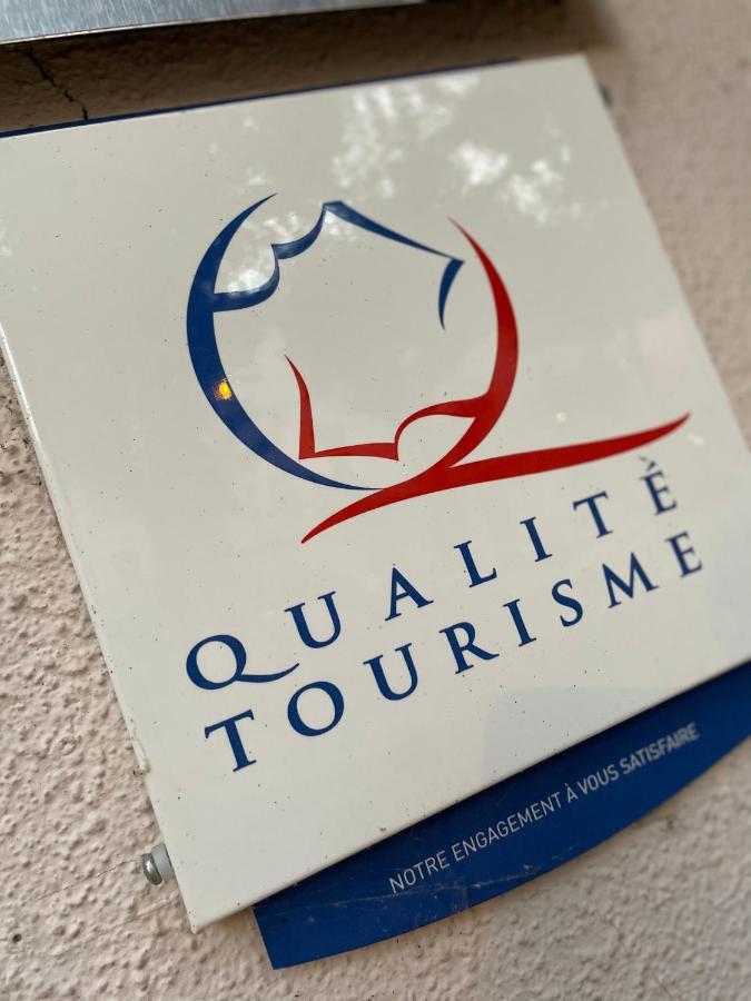 Contact Hotel Les Platanes Villeneuve Sur Lot Centre Εξωτερικό φωτογραφία